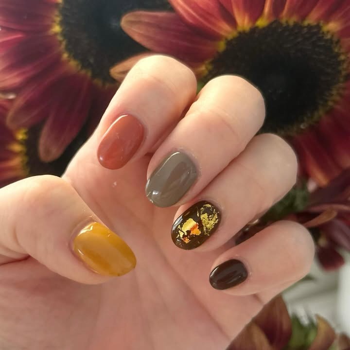 15 Autumn Nail Ideas That Are Too Gorgeous To Miss