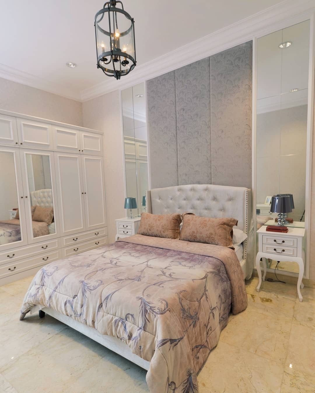 20 Feminine Bedroom Ideas You’ll Adore