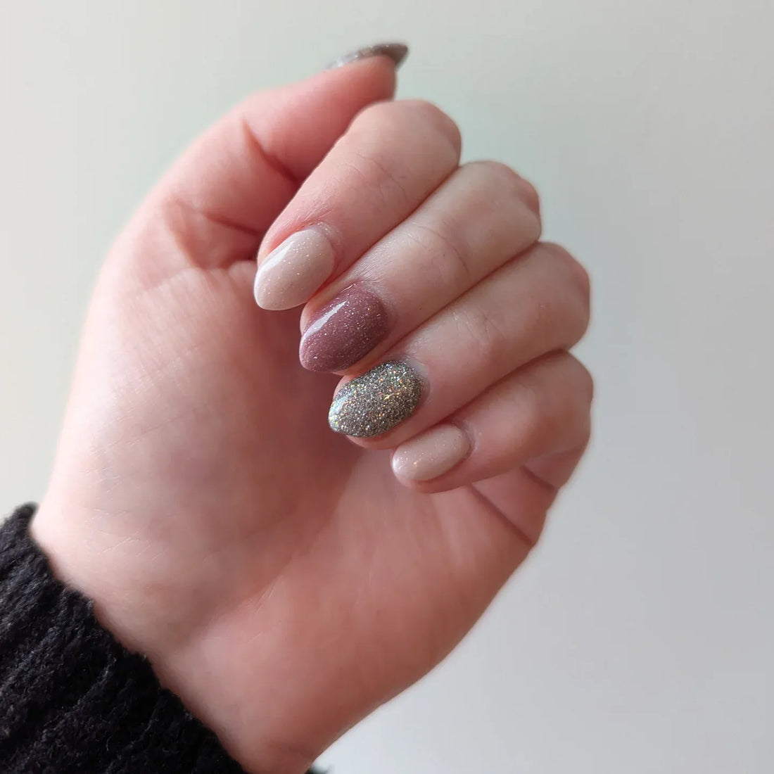 16 Stunning Dipped Powder Nail Ideas to Screenshot