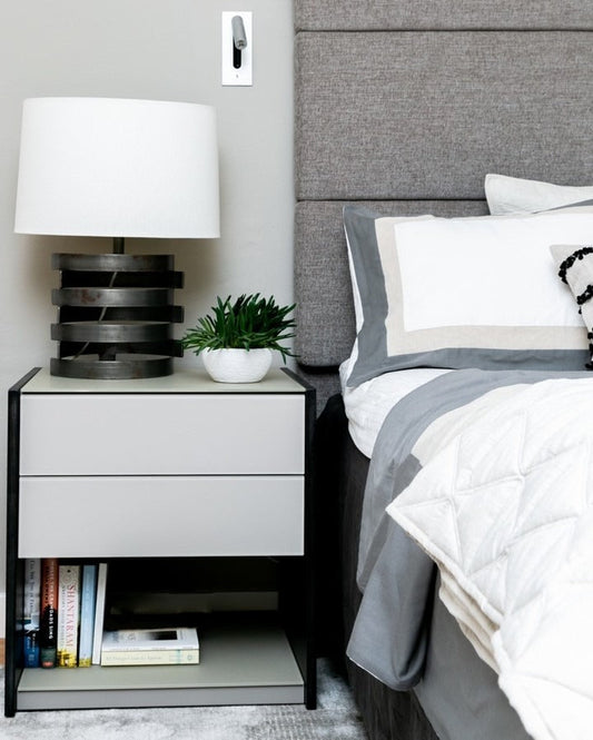 16 Gray And White Bedroom Ideas That Spark Inspiration