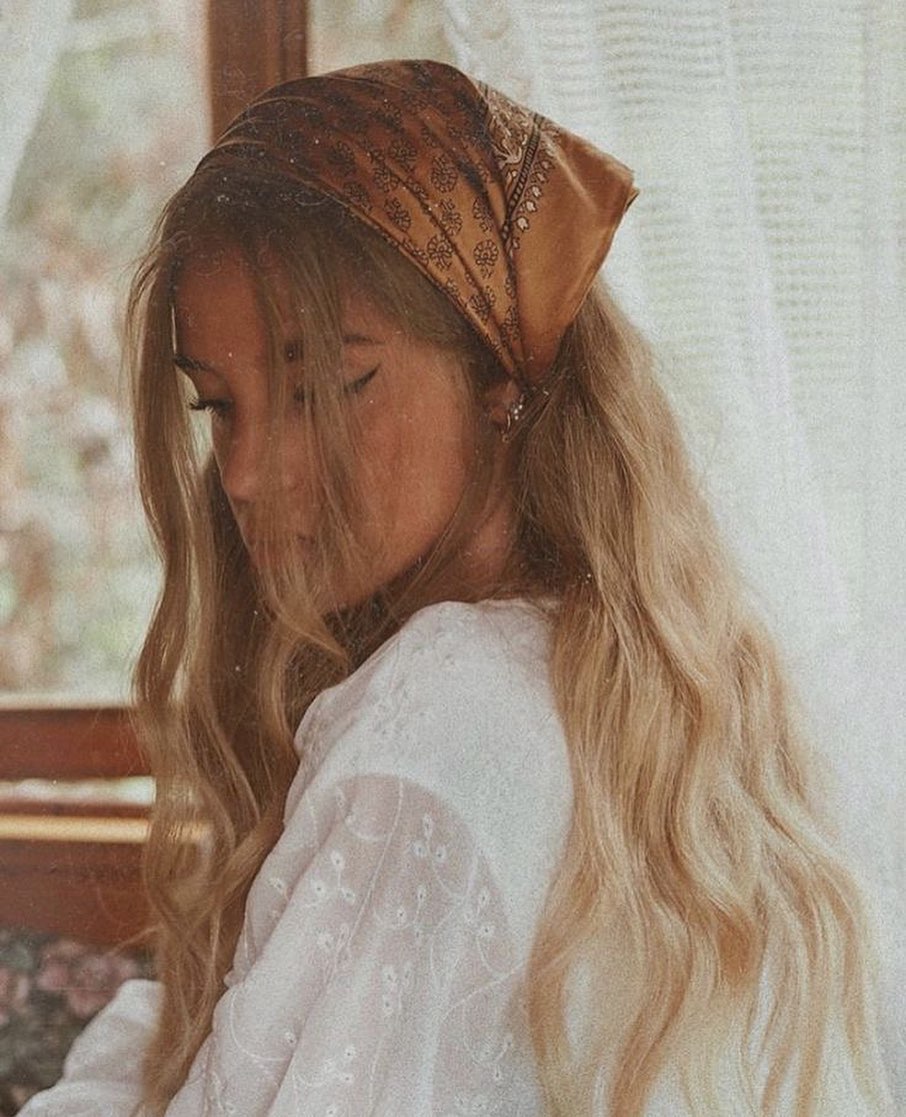 18 Beautiful Bandana Hairstyles Perfect for Summer