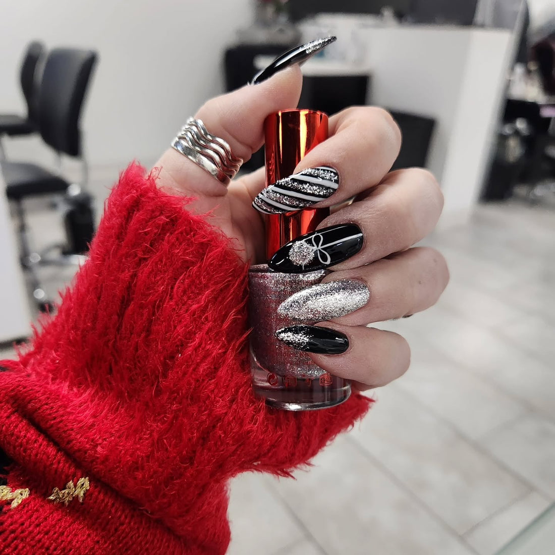 16 Elegant Black, White And Silver Nail Ideas 2026
