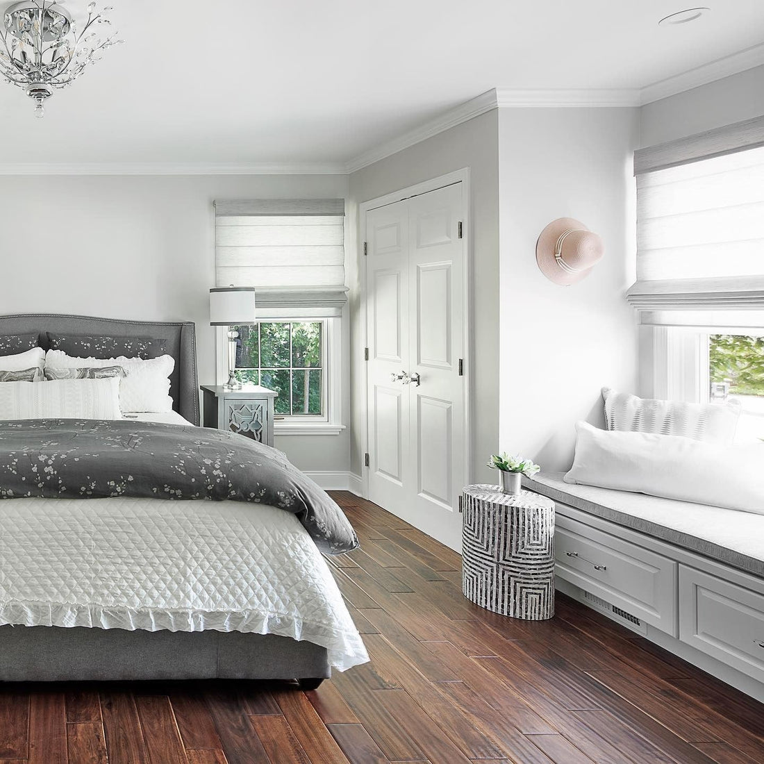 16 Trendy Black White And Gray Bedroom Ideas 2026