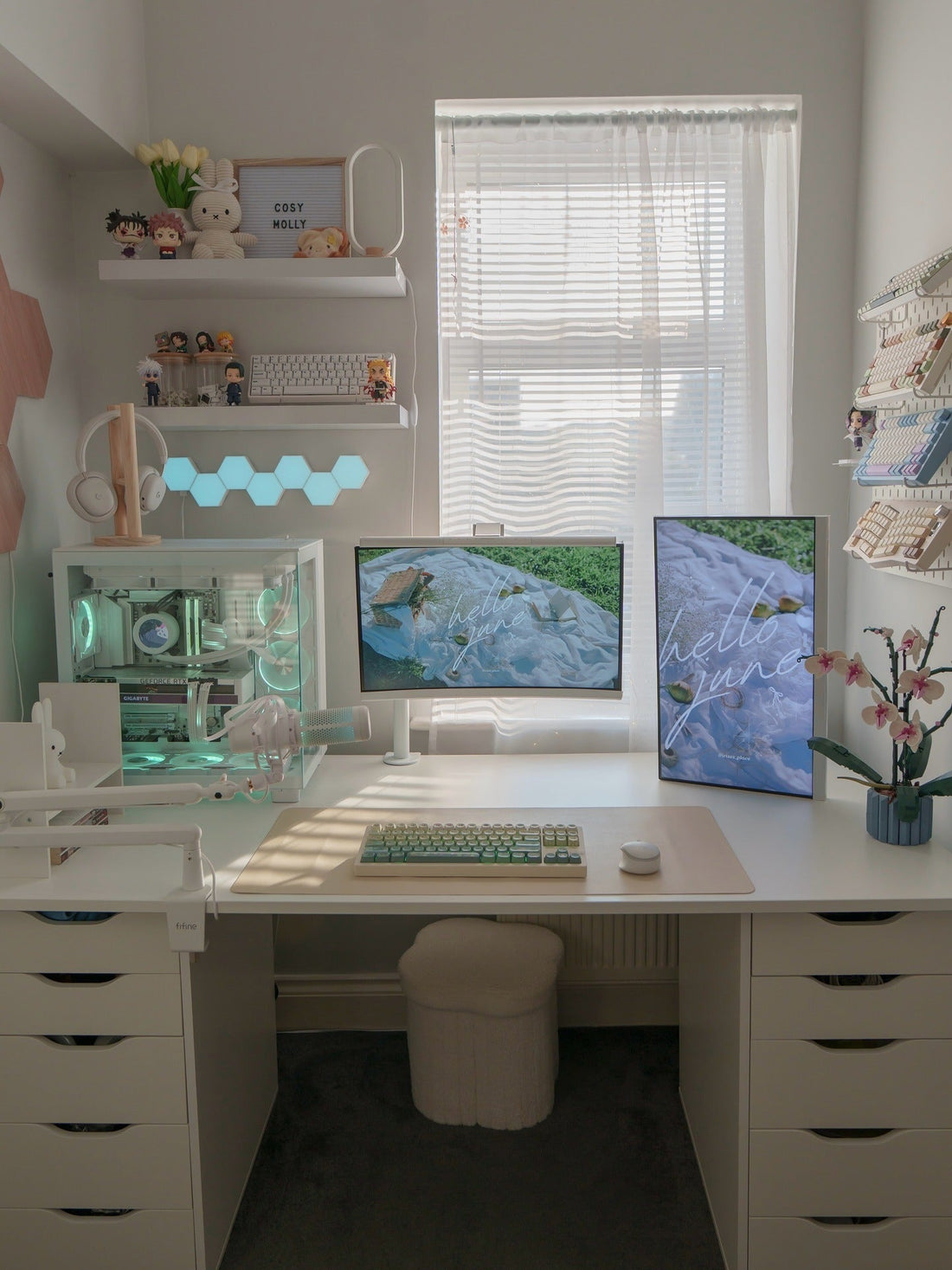 16 White Desk Office Ideas with a Polished Look