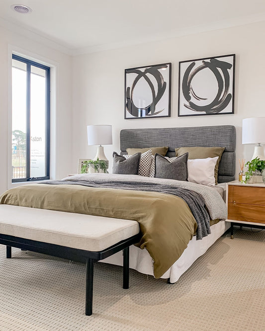 19 Classy Hotel Bedroom Inspiration Ideas