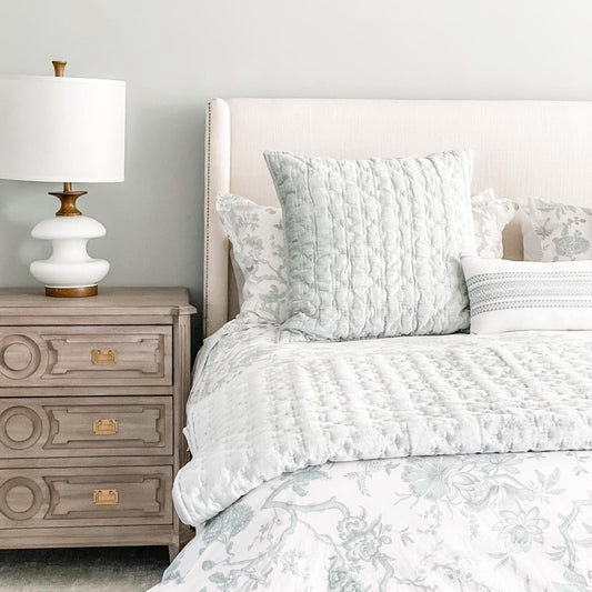 16 Aqua Bedroom Ideas for Soft, Breezy Sophistication