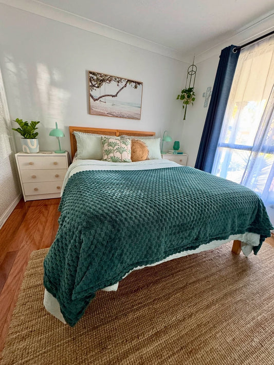 17 Coastal Bedroom Ideas for an Easy Refresh