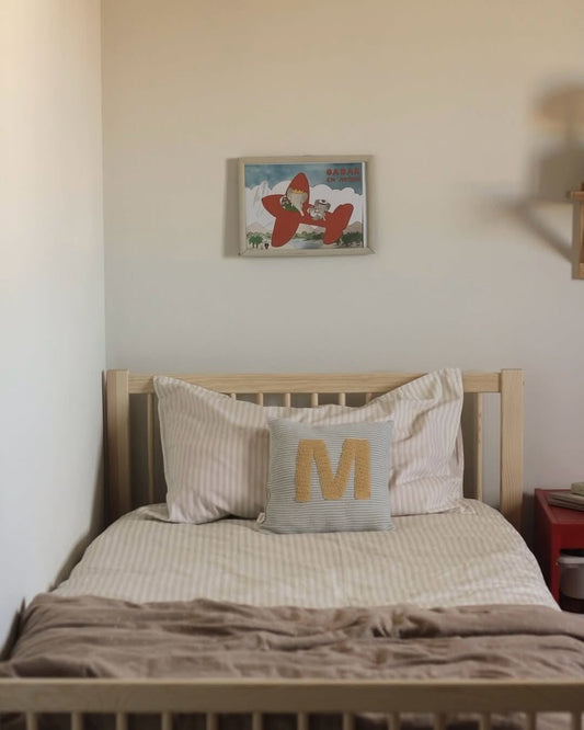 15 Minimal Basic Bedroom Ideas for a Clean Look